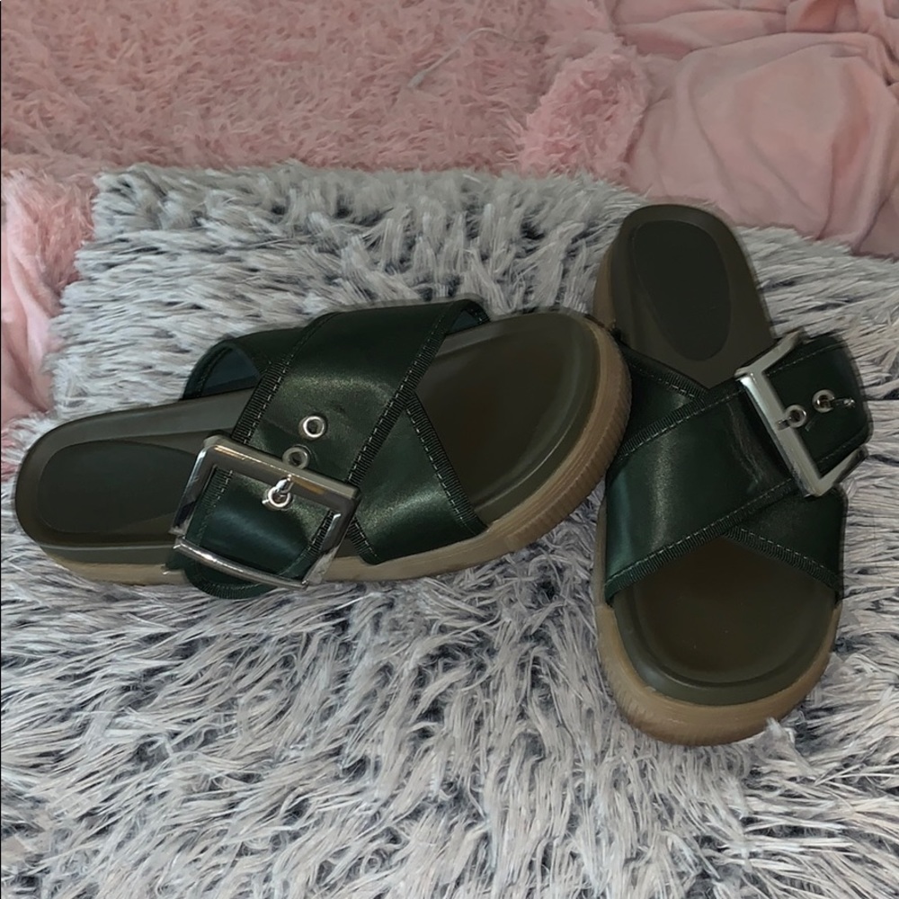 Platform Sandals!